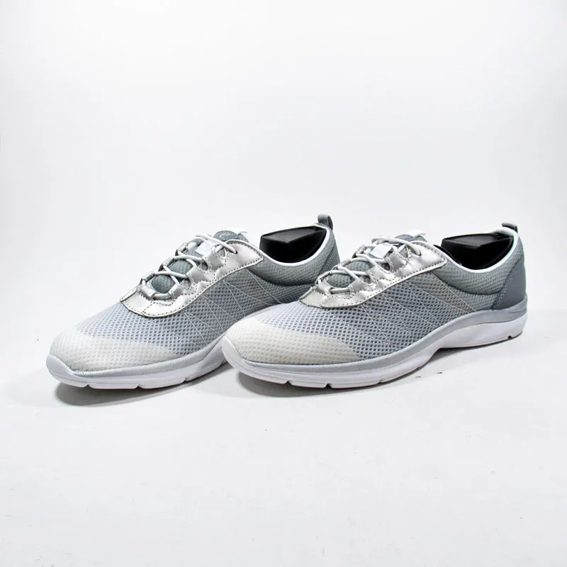 EASY SPIRIT 360