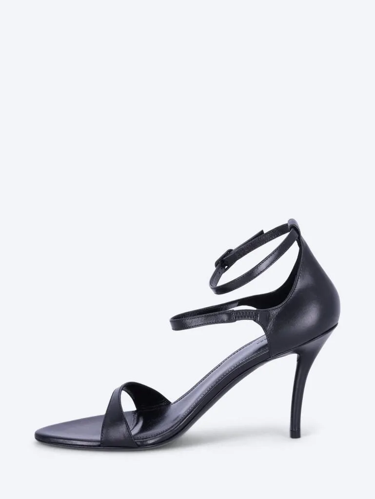 Smooth calfskin honey sandals